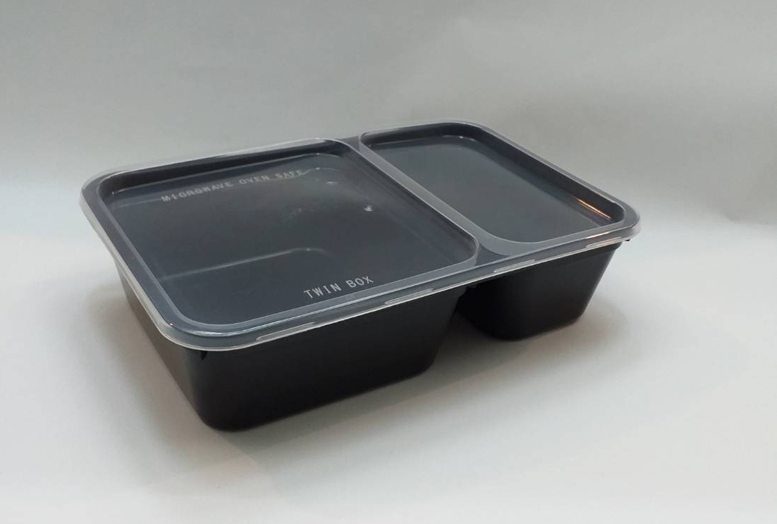 กล่องอาหารพลาสติกทรงสี่เหลี่ยม  2 ช่อง สีดำ
