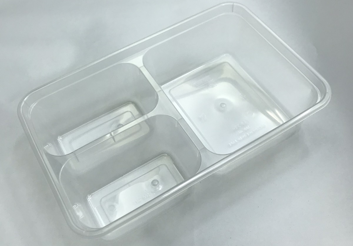 กล่องอาหารพลาสติกทรงสี่เหลี่ยม 3 ช่อง ใหญ่